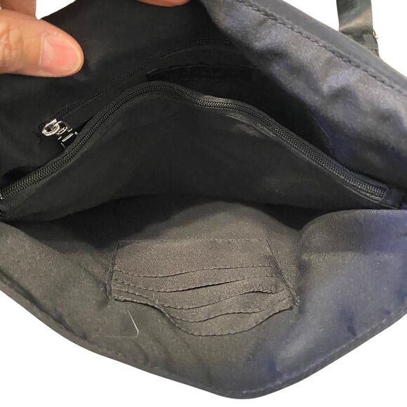 House Of Harlow 1960 Crossbody Bag Black Textile Pockets Lightweight Zipper - Picture 8 of 9